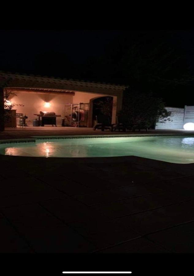 … Et La Fourmi Villa Saumane-de-Vaucluse Kültér fotó