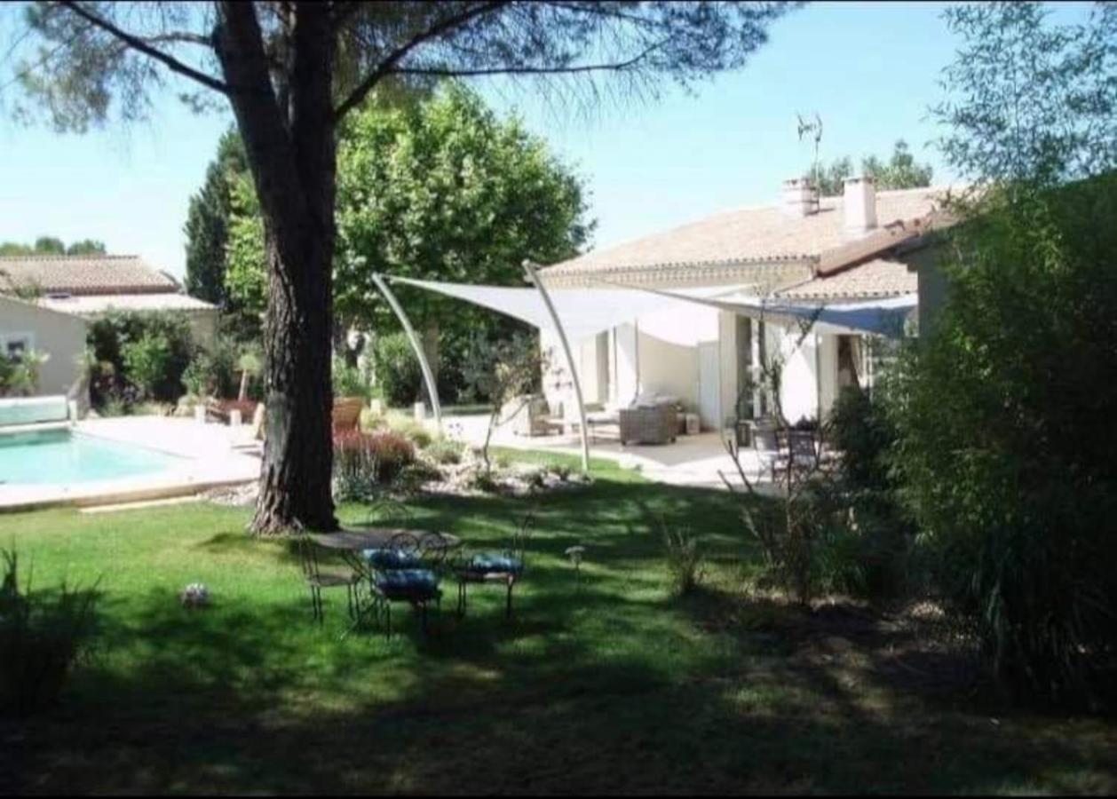 … Et La Fourmi Villa Saumane-de-Vaucluse Kültér fotó
