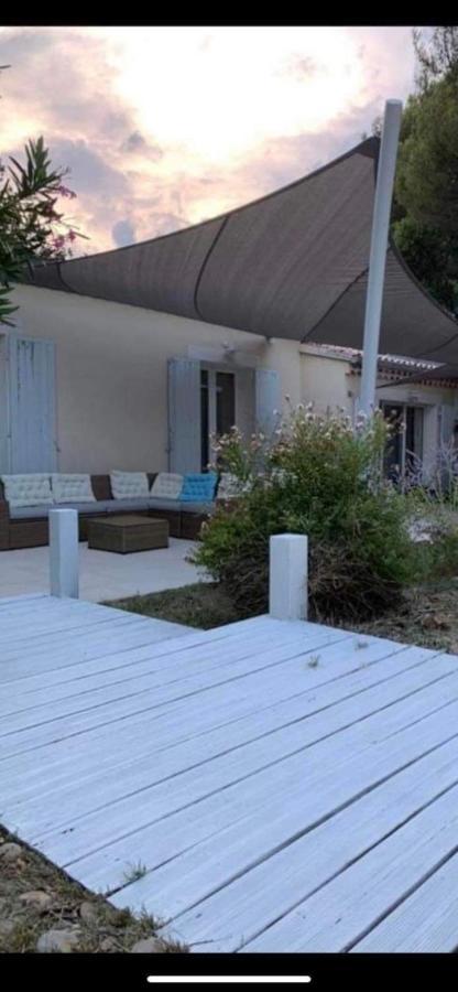… Et La Fourmi Villa Saumane-de-Vaucluse Kültér fotó